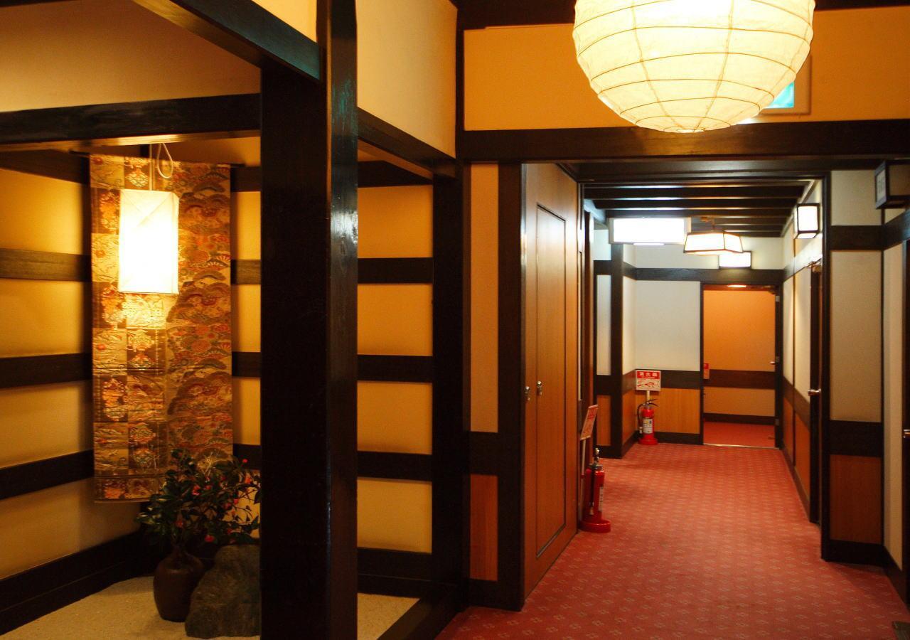 Hotel Tamatsukuri Onsen Yujin Chiyonoyu à Matsue Extérieur photo